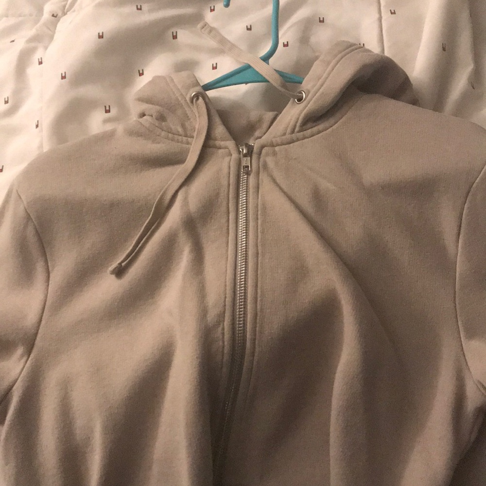 H&M beige sweater